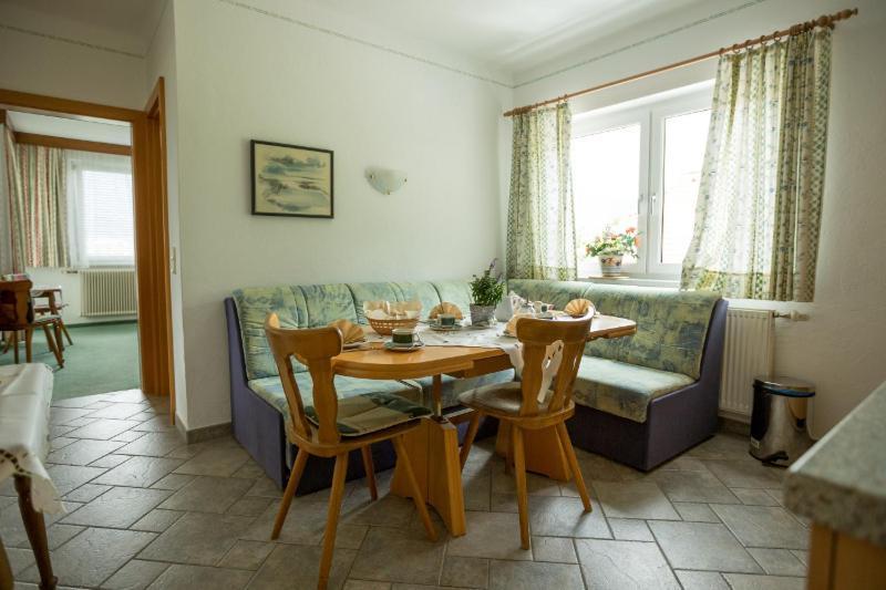 אוסיאך Appartements Caroline מראה חיצוני תמונה