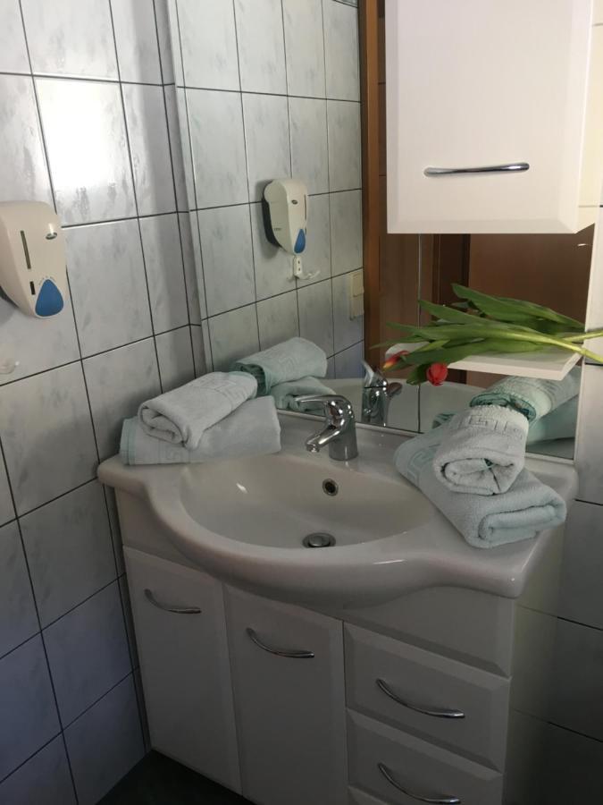 אוסיאך Appartements Caroline מראה חיצוני תמונה